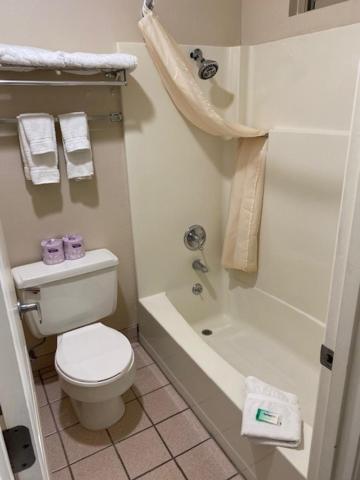 Americoast Inn ブルッキングズ エクステリア 写真
